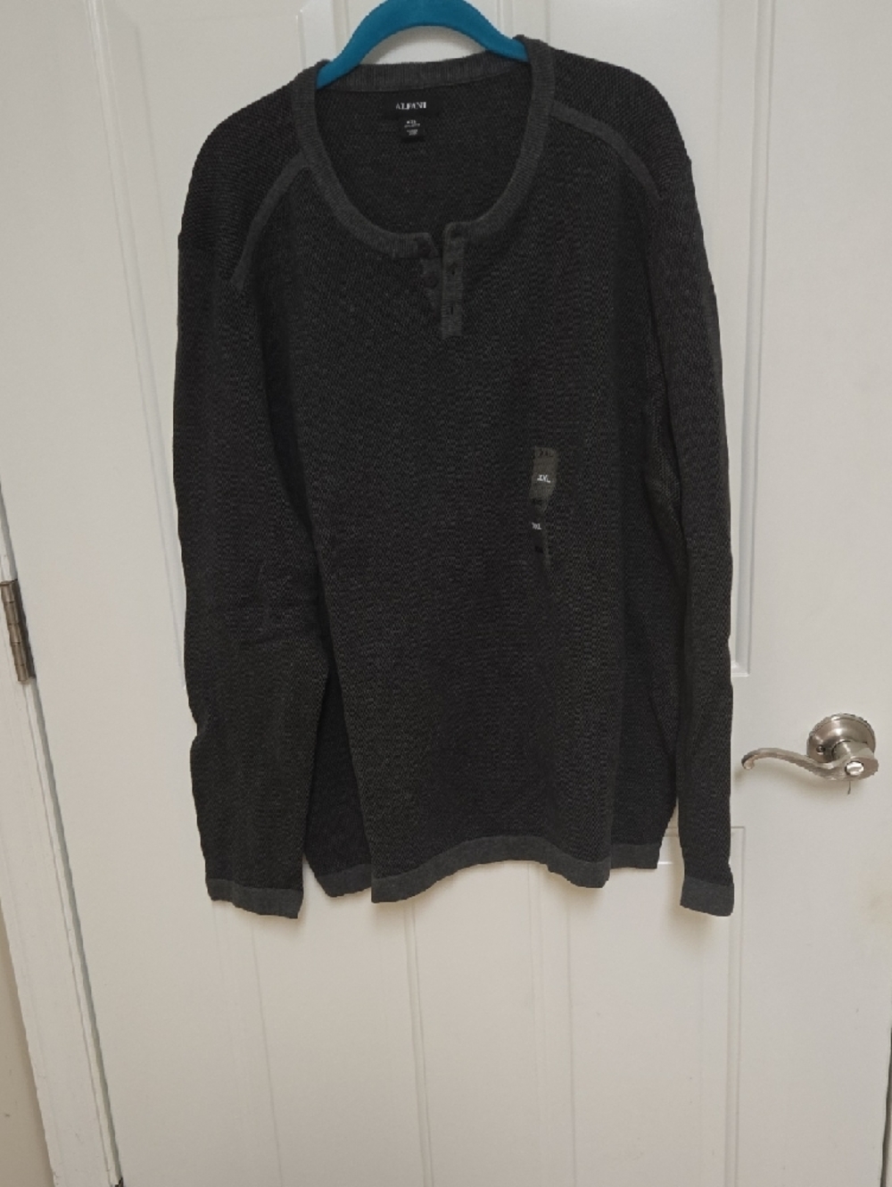 Alfani Men's Charcoal Gray Crewneck Henley Sweater - Picture 4 of 7